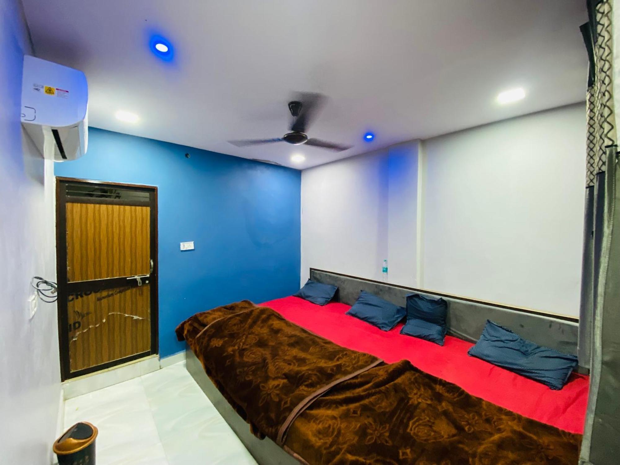 Hotel Ramghat View Ujjain Exterior photo